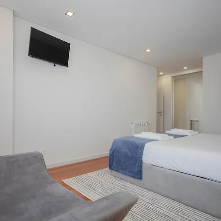 Liiiving In Porto - Luxury River View Apartment Valbom (Gondomar)