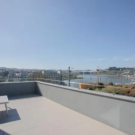 Apartment Liiiving In Porto - Luxury River View Valbom (Gondomar)
