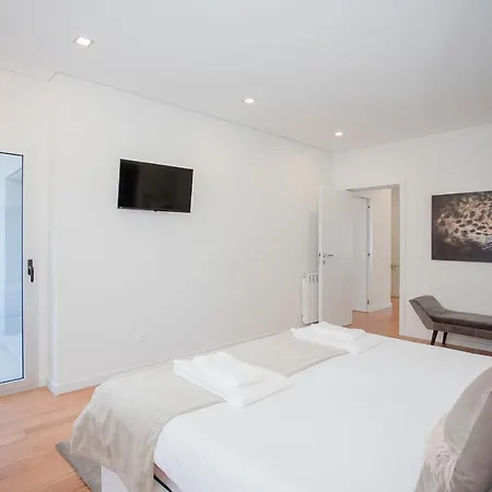 Liiiving In Porto - Luxury River View * Valbom (Gondomar)