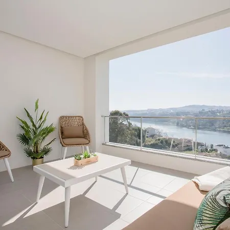 Liiiving In Porto - Luxury River View Apartment *