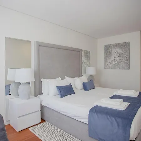 Liiiving In Porto - Luxury River View Apartment