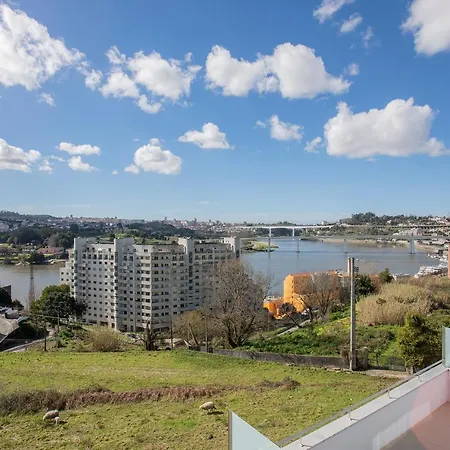 Apartment Liiiving In Porto - Luxury River View *