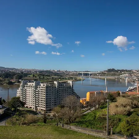 Liiiving In Porto - Luxury River View Apartment