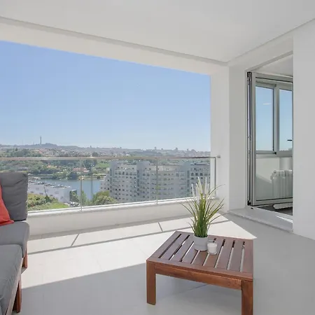 Liiiving In Porto - Luxury River View Apartment